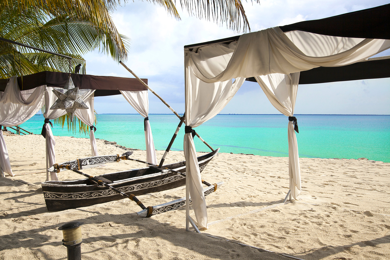 Last Minute Urlaub auf Sansibar 9 Tage im prämierten Hotel inkl. Flügen, Transfer und Frühstück für 499€