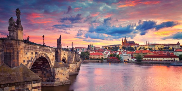 Prag Kurztrip: 3 Tage Inkl 4* Hotel ÜF Nur 49,99€ || Gutschein