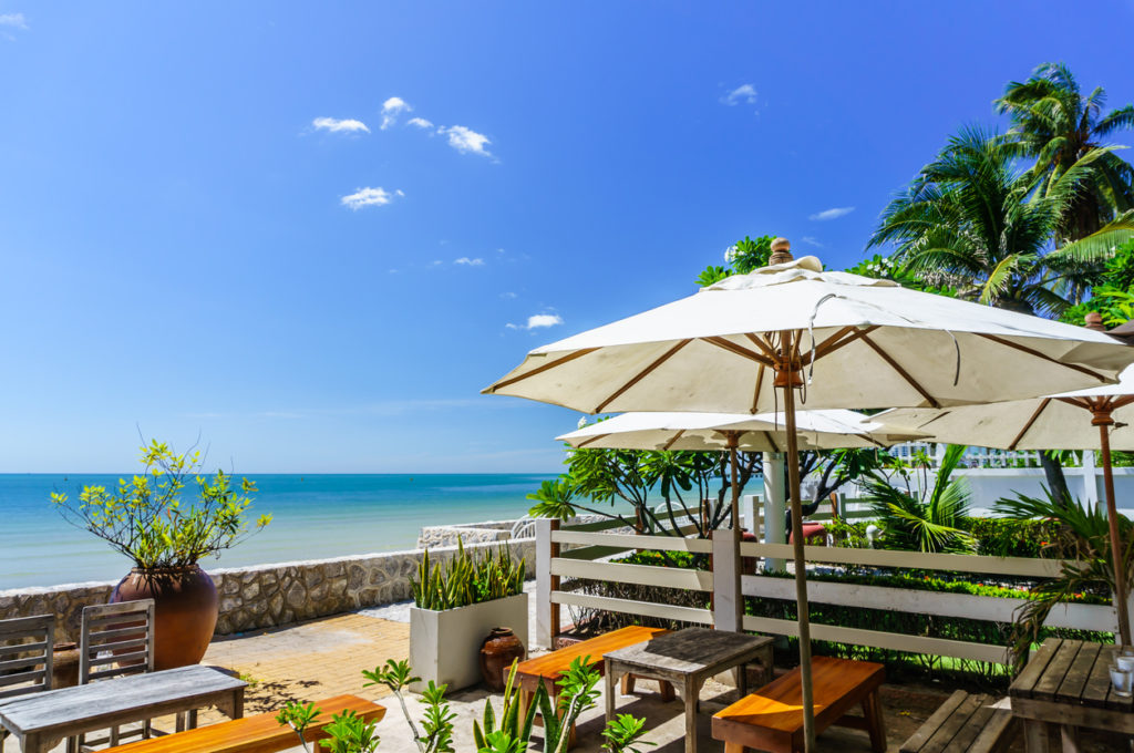 Badeurlaub in Thailand: 9 Tage in Hua Hin im top 5* Hotel mit Frühstück schon für 599€ inkl. Flügen und Transfer