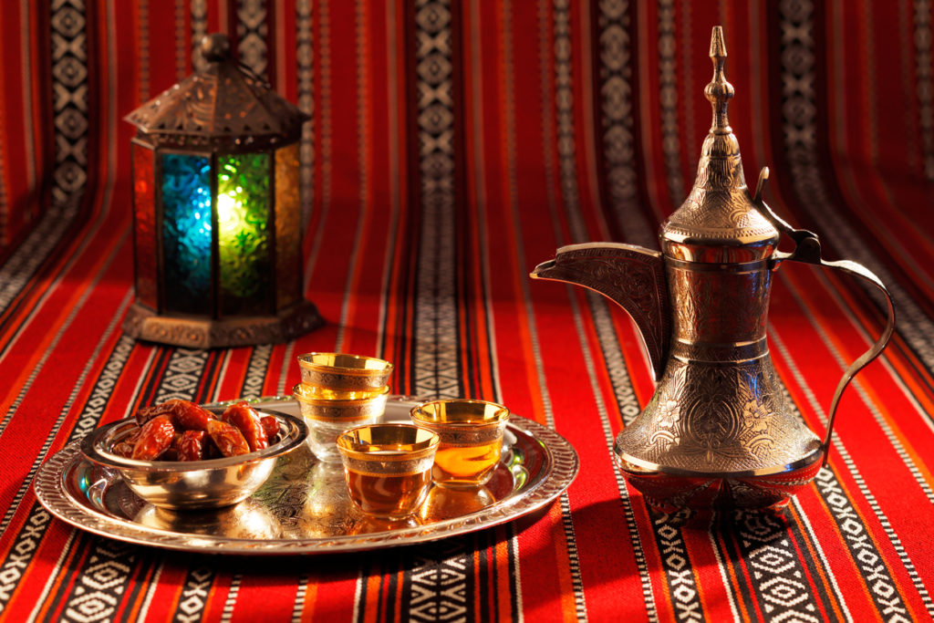Hurghada Tipps: Ägyptischer Tee und Dateln probieren