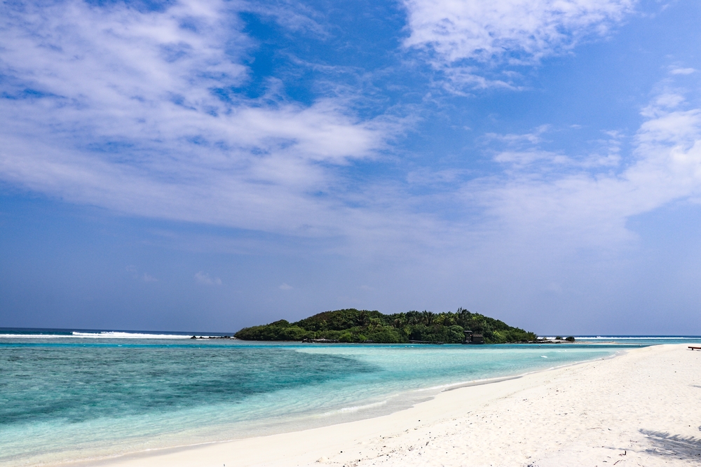 Der längste Strand der Malediven auf Kanifushi