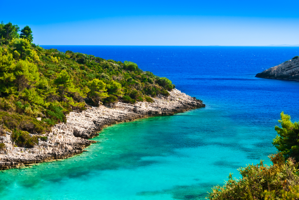 Blaue Lagune auf Korcula, Kroatien