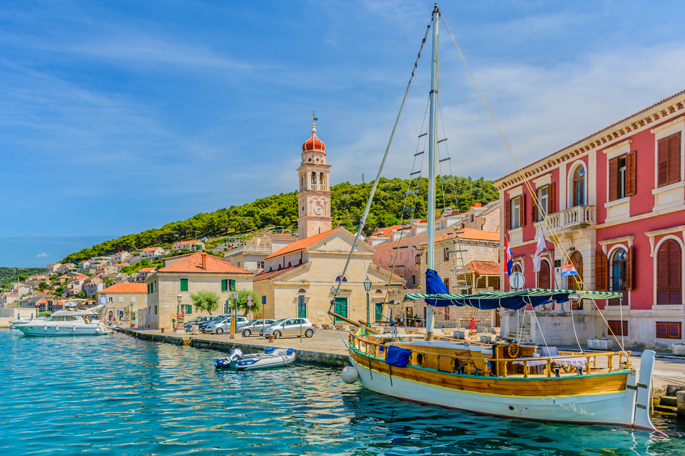 Hafen von Pucisca auf Brac, Kroatien