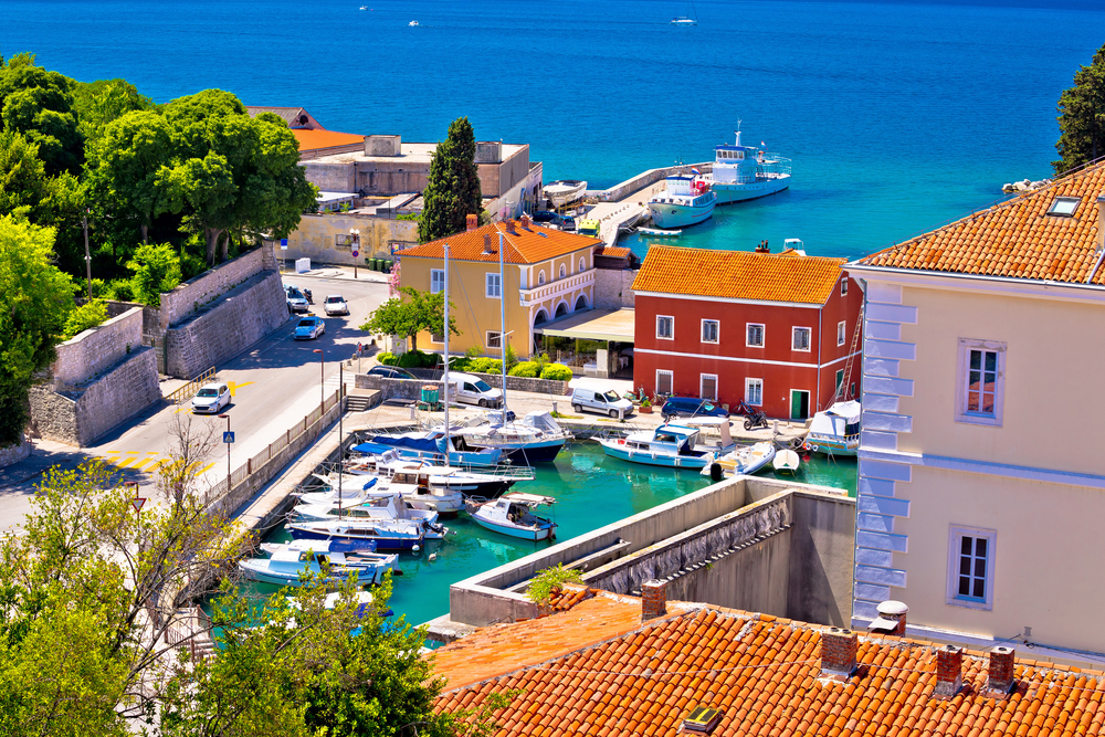 Kleiner Hafen in Zadar, Kroatien