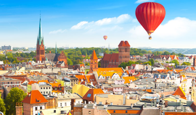 Warschau Sehenswürdigkeiten Heißluftballon über Warschaus Altstadt
