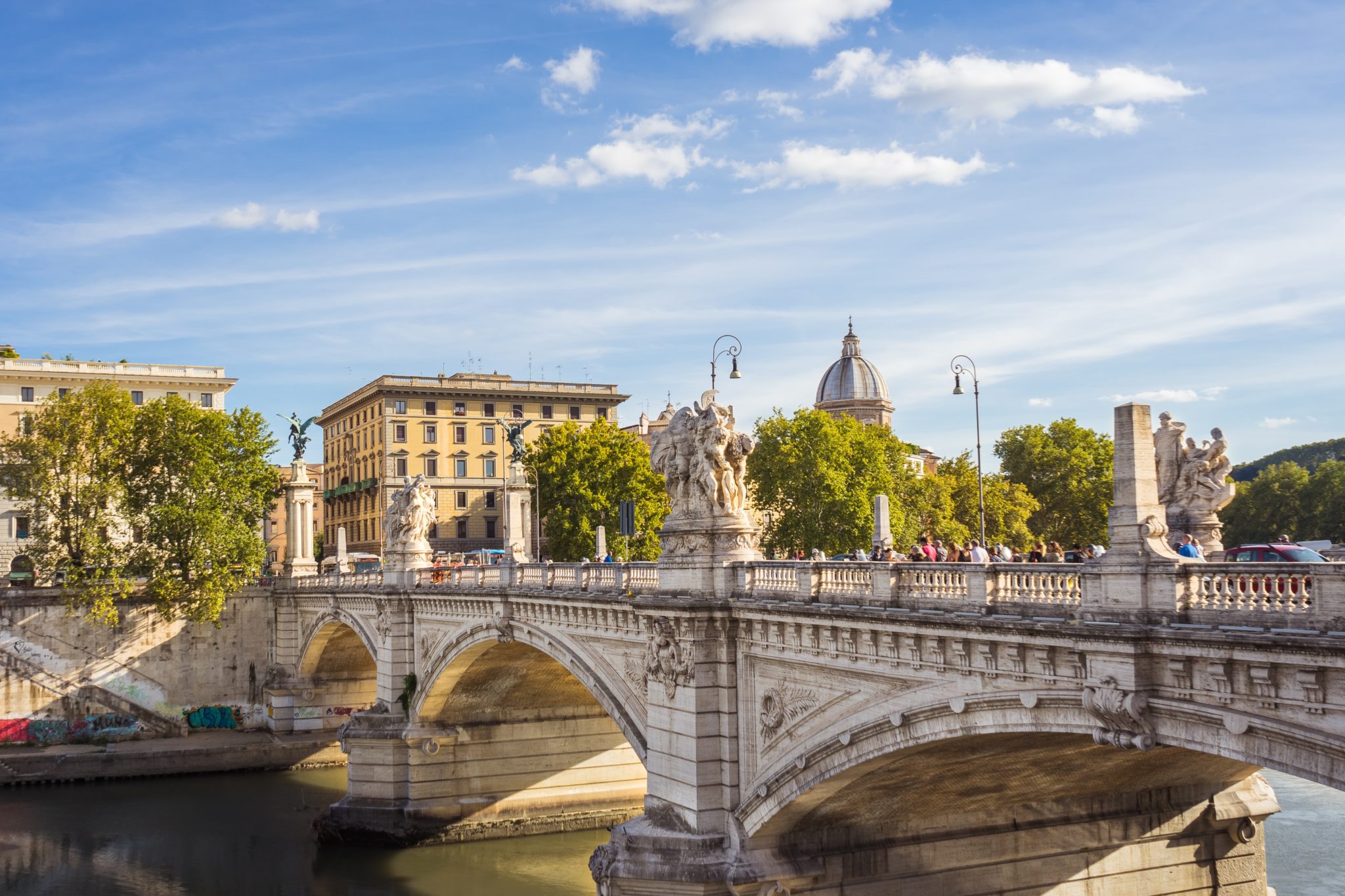 Die Engelbrücke in Rom
