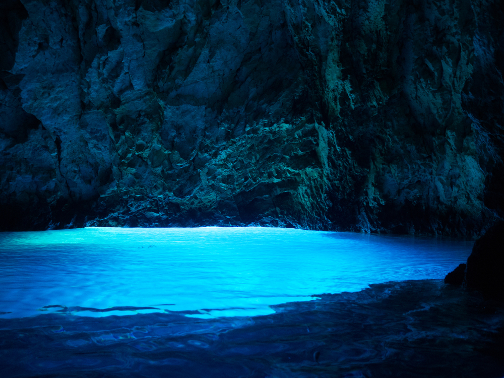 Die Blaue Grotte in Kroatien