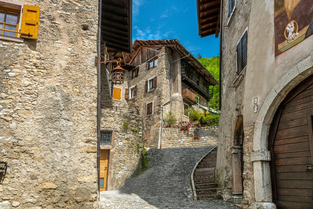 Mittelalterliches Dorf Tenno, Italien