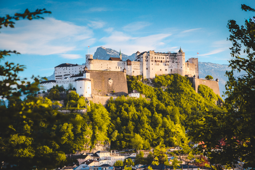 Ausblick auf die imposante Festung Hohensalzburg, Salzburg