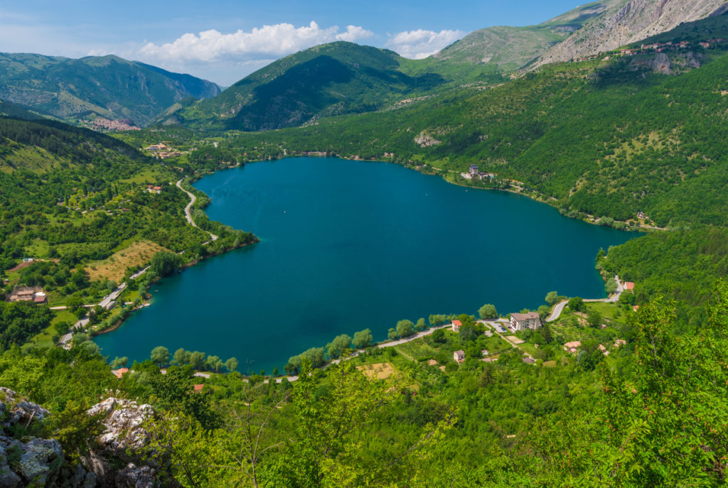 Lago di Scanno in der italienischen Region Abruzzen
