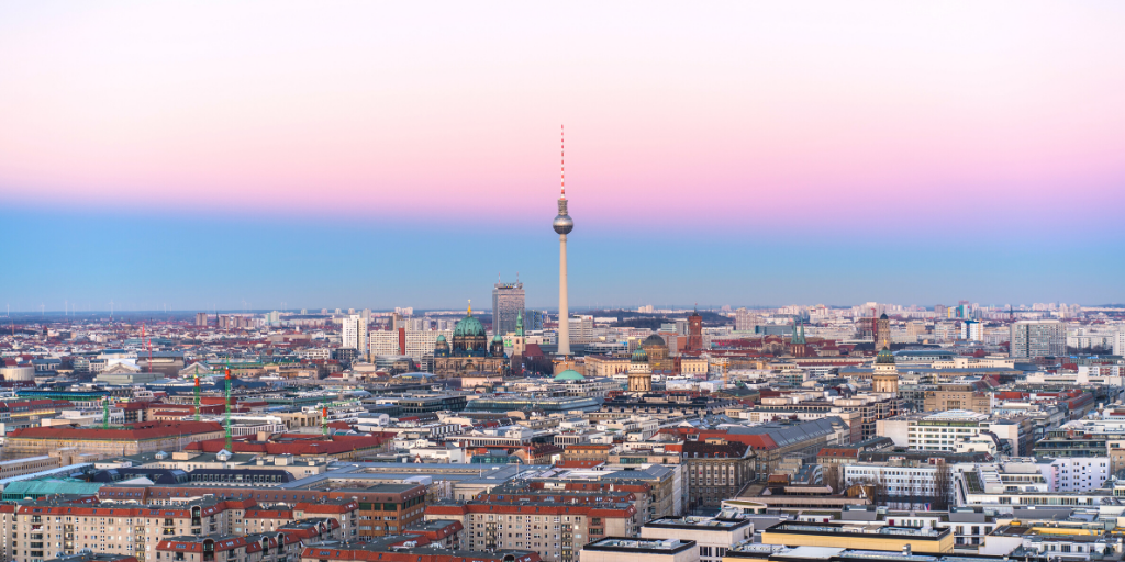 Adlon Spendiert Ubernachtungen Fur Die Helden Der Corona Krise