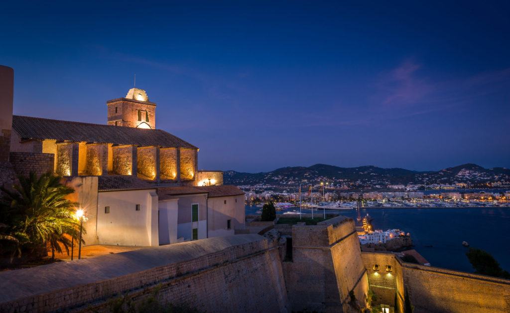 Las 17 mejores vistas y atracciones turísticas de Ibiza (2022)