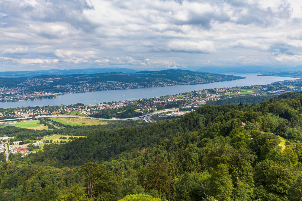 Lugares de interés de Zúrich: director de alucinación de la ciudad más egregio de Suiza