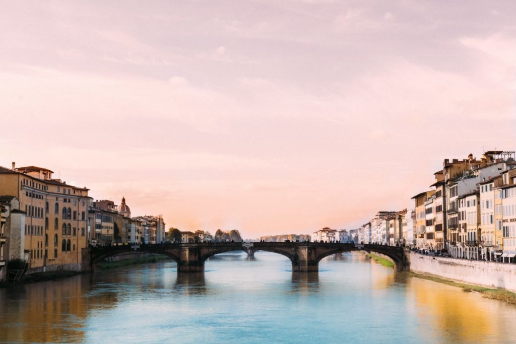 Die Ponte Santa Trìnita, Florenz