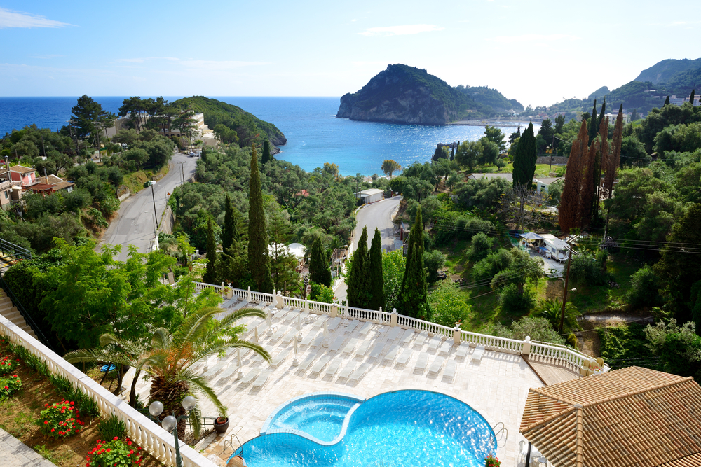 Strandhotel mit Pool auf Korfu