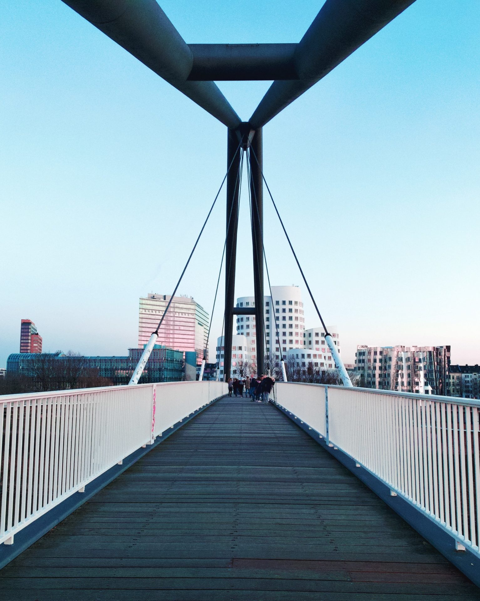Düsseldorf, Brücke am Parlamentsufer