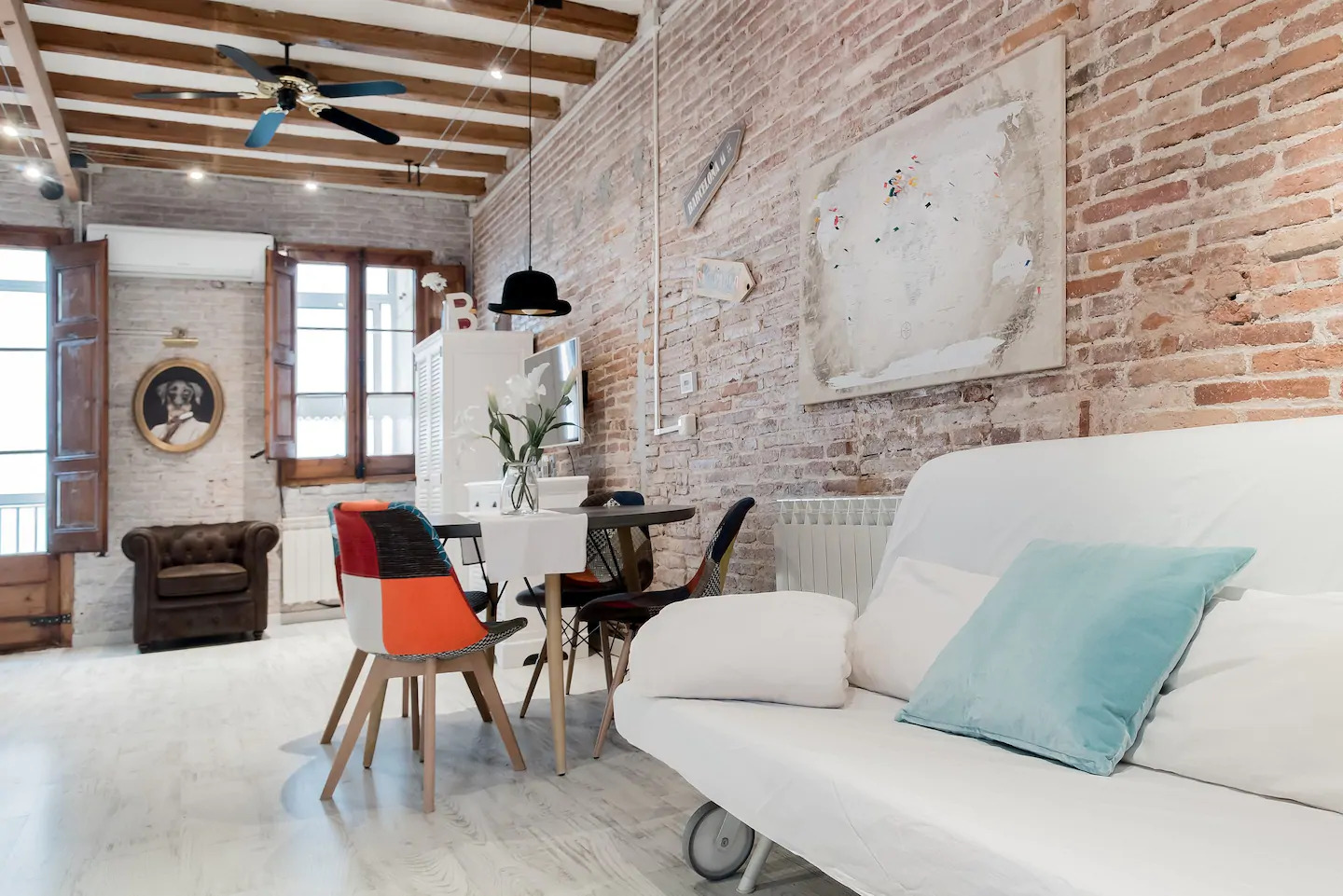 Airbnb restauriertes, historisches Apartement