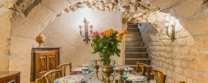 Airbnb romantische Kellerwohnung in Paris
