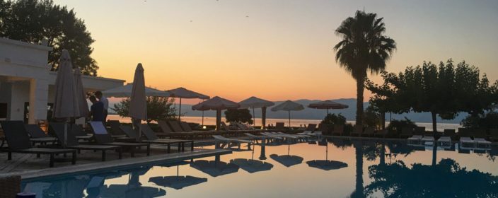 Hotelpool in Griechenland