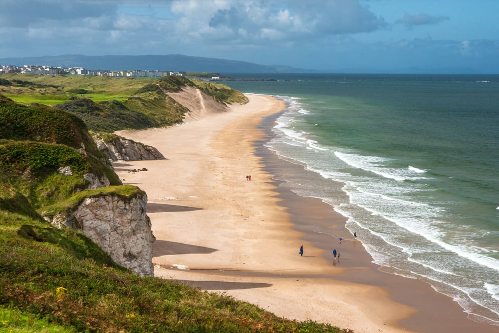 Whiterocks Beach in Irland