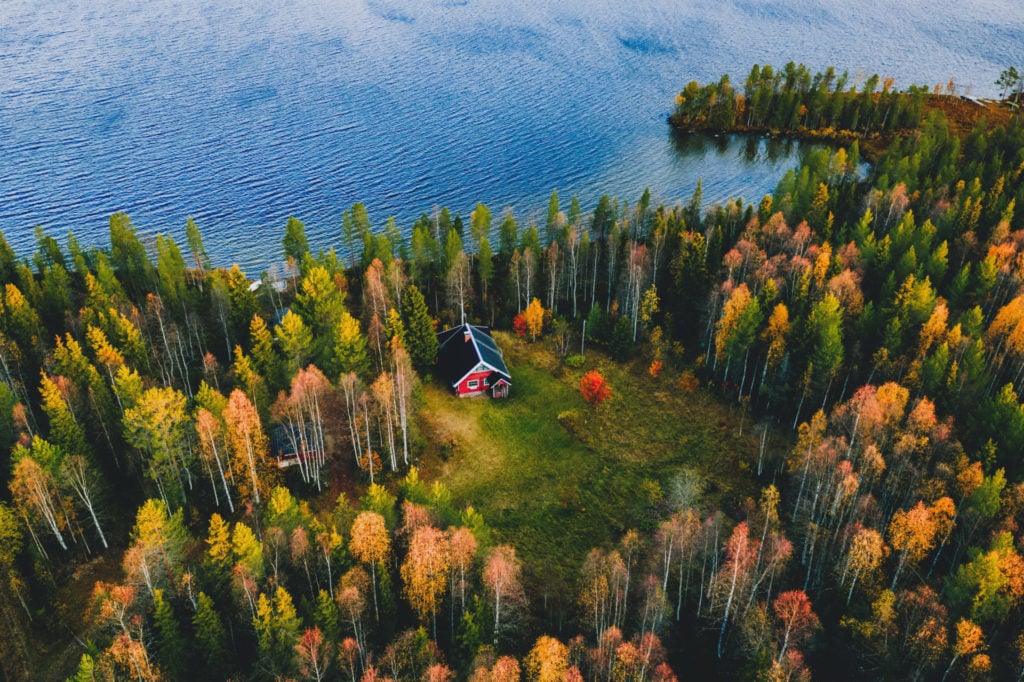 Schweden Blockhütte am Wasser