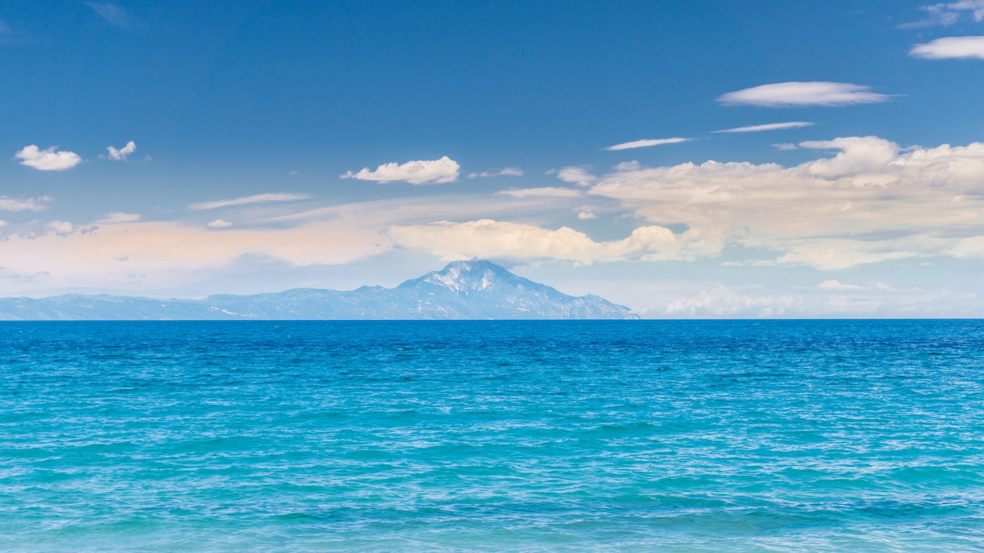 Griechenland, Chalkidiki, Agios Nikolaos, Blick auf Berg Athos