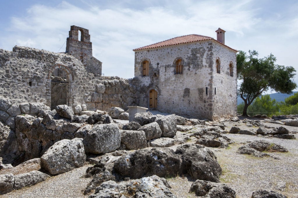 Consejos de Parga: datos interesantes sobre la pequeña ciudad en el mar Jónico