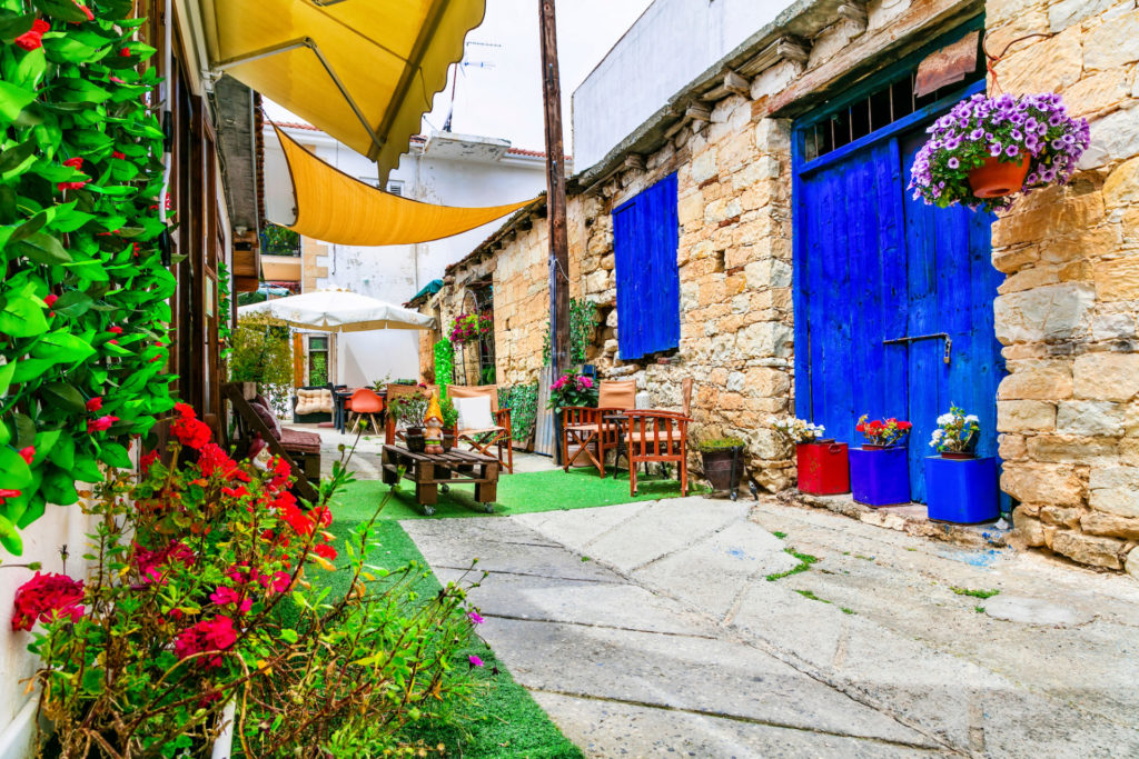Zypern, Dorf, Traditionsreiche Straßen in Omodos