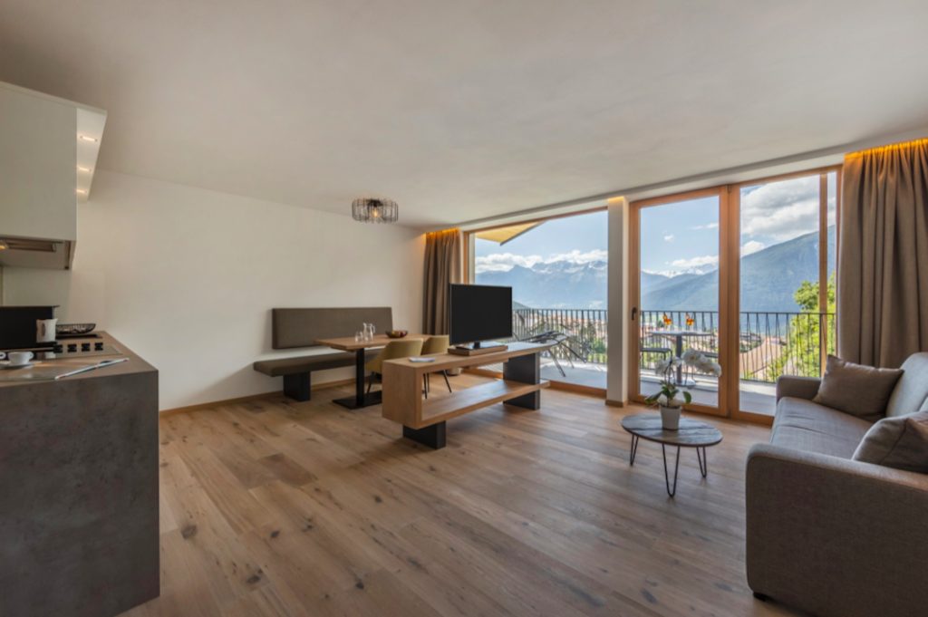 maraias luxury suites apartment