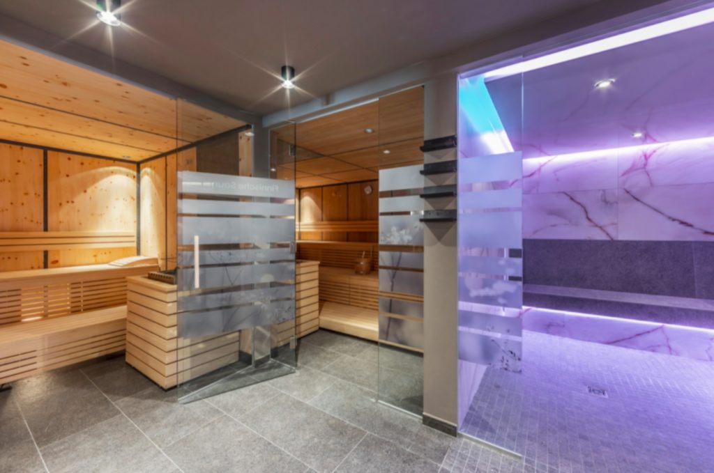 maraias luxury suites sauna