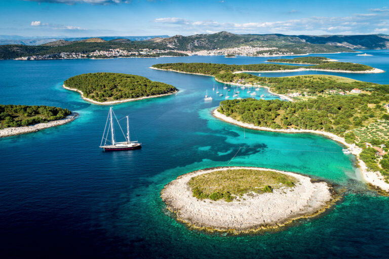 Kroatien Kreuzfahrt: 8 Tage inkl. Halbpension & Extras ab 699€ p.P. Kroatien, Insel Hvar