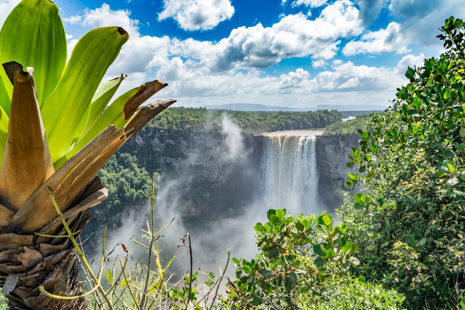 Südamerika, Guyana, Wasserfall