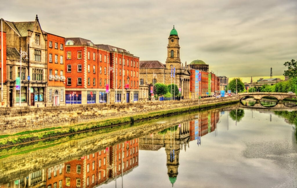 Blick auf Dublin und den Fluss Liffey 