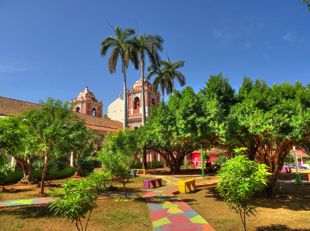 Nicaragua, León, Architektur
