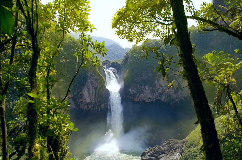 Der San Rafael Wasserfall ist der größte Wasserfall in Ecuador