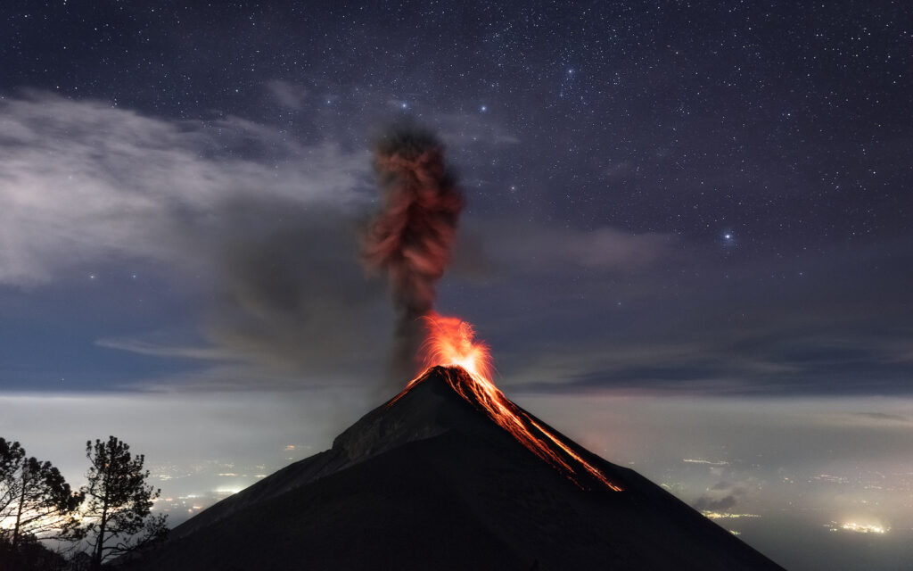 Guatemala, Vulkan Fuego, Vulkan Acatenango