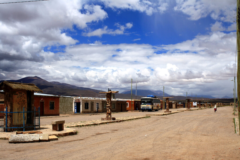 Bolivien, Busstation