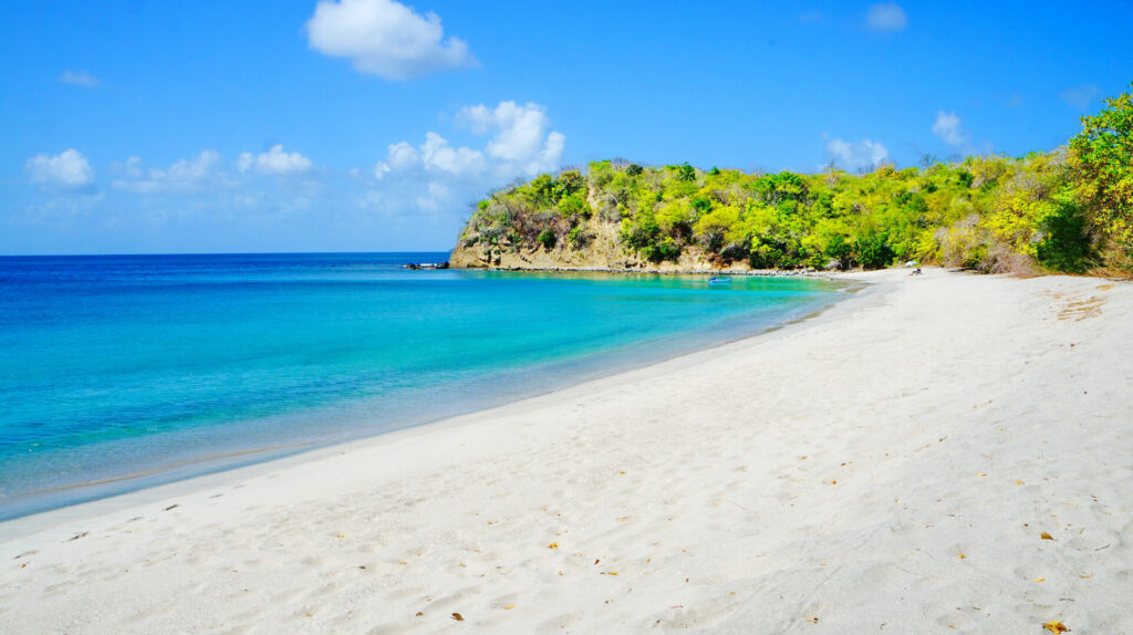 Carriacou gehört zu Grenada und begeistert mit absoluten Traumstränden