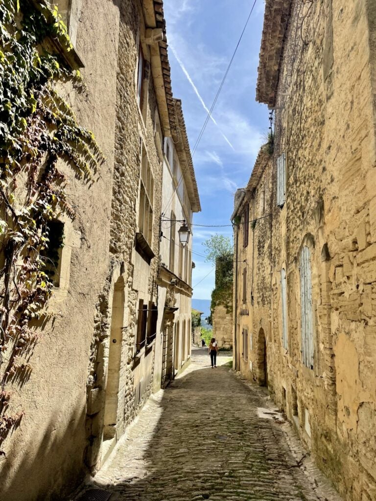 Gordes Provence Frankreich Reiseuhu