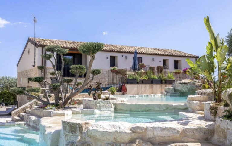 Sizilien Urlaubsangebot: 1 Woche im charmanten Ferienhaus + Flug ab 240€ p.P.