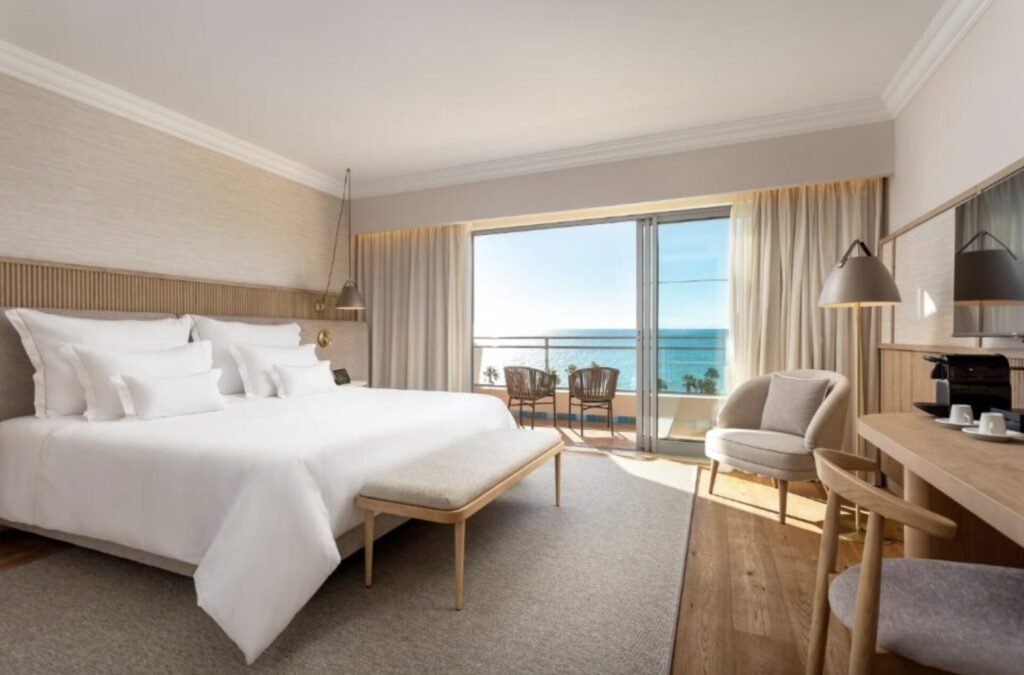 Algarve Urlaub: 6 Tage mit 5* Hotel, Frühstück, Flügen und Mietwagen oder Transfer ab 289€ p.P. (DZ)