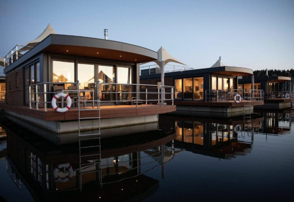 Kurzurlaub am See: 3 Tage in einer Wasservilla in Bayern ab 239€ p.P.