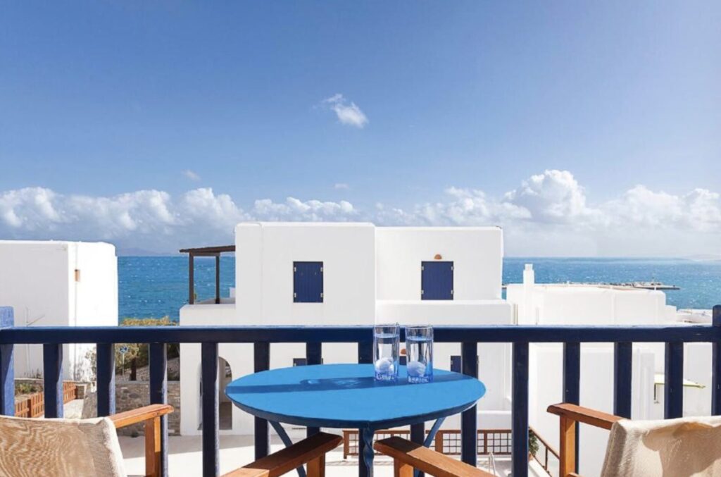 Paros Urlaub: 1 Woche Griechenland mit Hotel, Flug und Frühstück ab 598€ p.P.