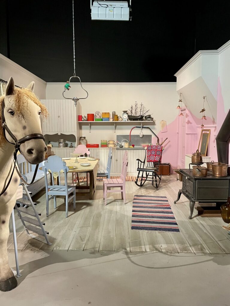 ⁨mariannelund filmbyn museum schweden reiseuhu⁩