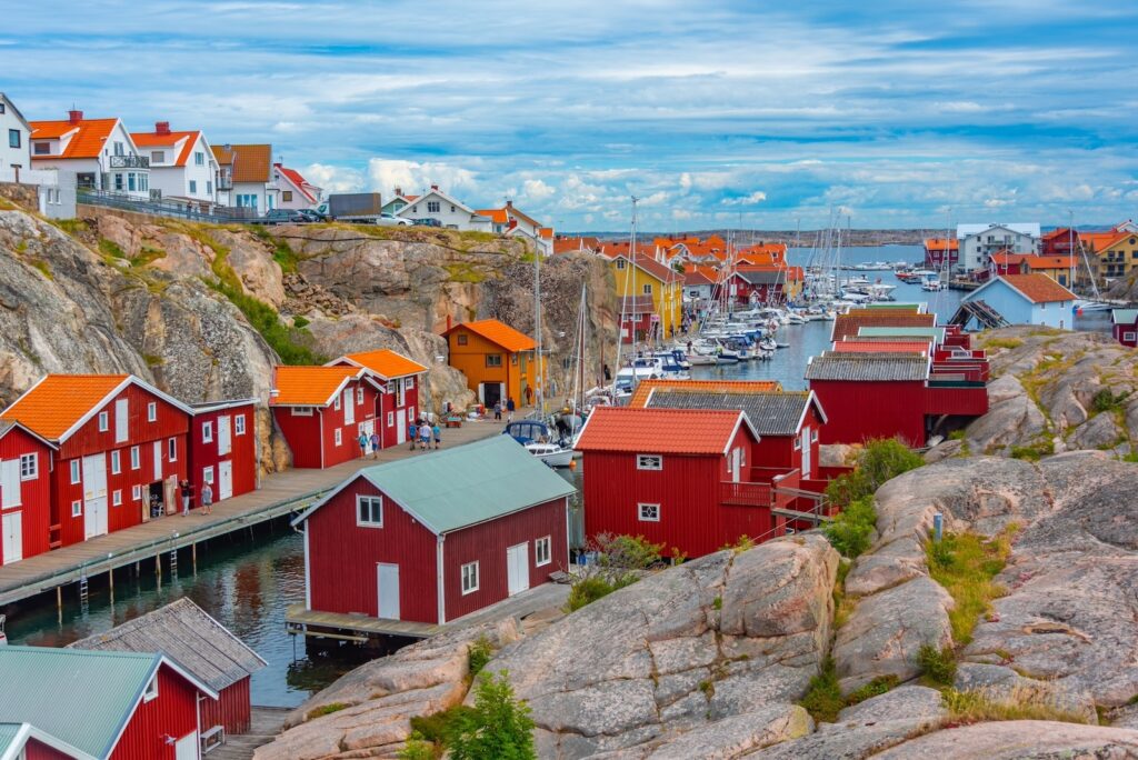 Schweden, Provinz Bohuslän, Traditioneller Ort Smögen mit Holzhütten