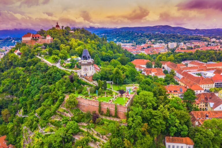 A,Stunning,Aerial,View,Of,The,Scenic,Promenade,Leading,To