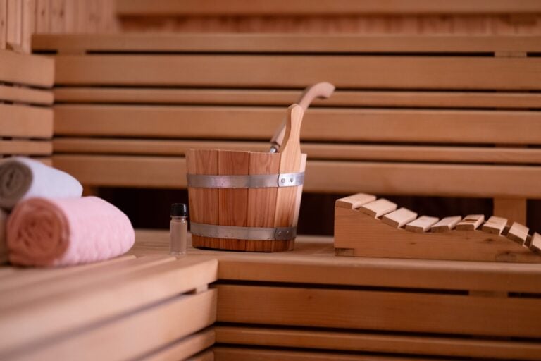 Sauna,Bucket,And,Towels,Close,Up.detailed,Close,Up,Of,Sauna