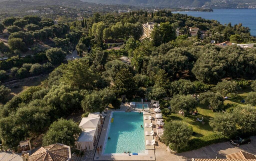 Korfu Flug & Hotel: 1 Woche mit Frühstück, Flug & Transfer ab 418€ p.P.