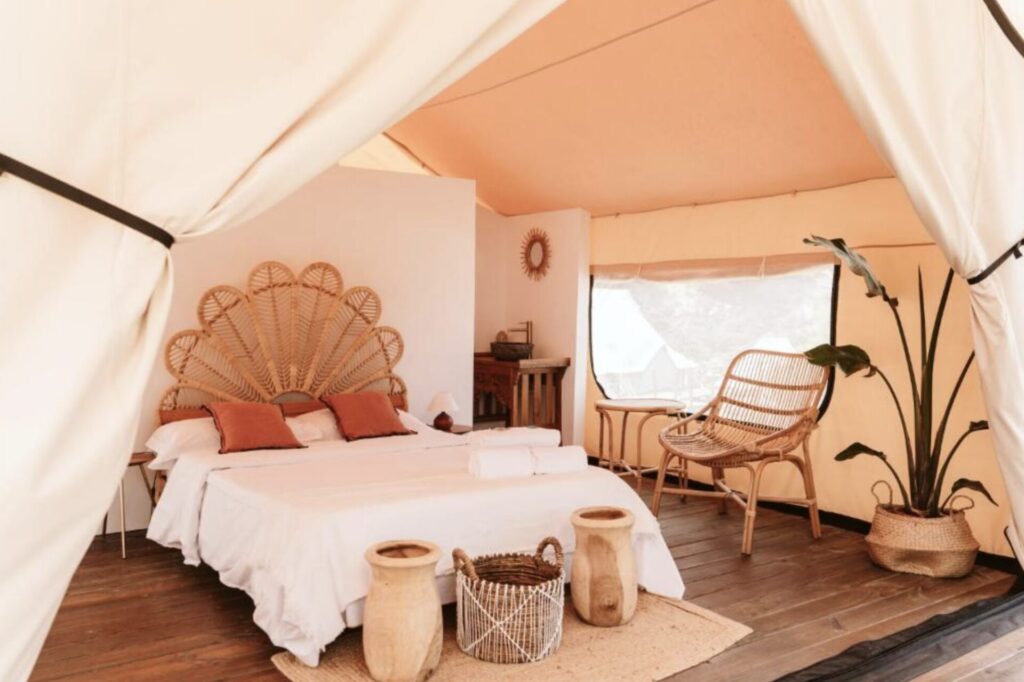 Kurzurlaub Spanien: Apartment mit Glasboden Ã¼ber rÃ¶mischen Ruinen in MÃ©rida ab 26â¬ p.P.