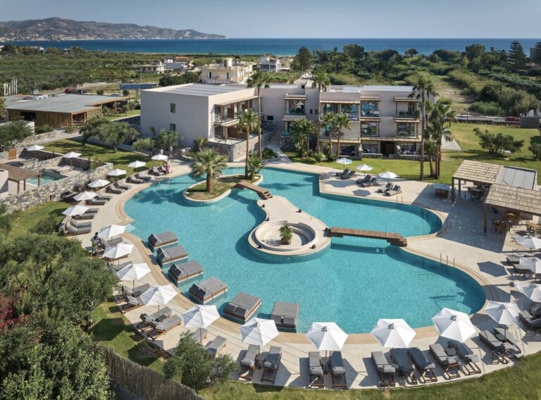 Sommerurlaub auf Kreta – 1 Woche im 4* Hotel + Halbpension, Flug & Transfer ab 532€ p.P.